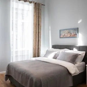 Апартаменты Charming In The Historic District Of, Тбилиси